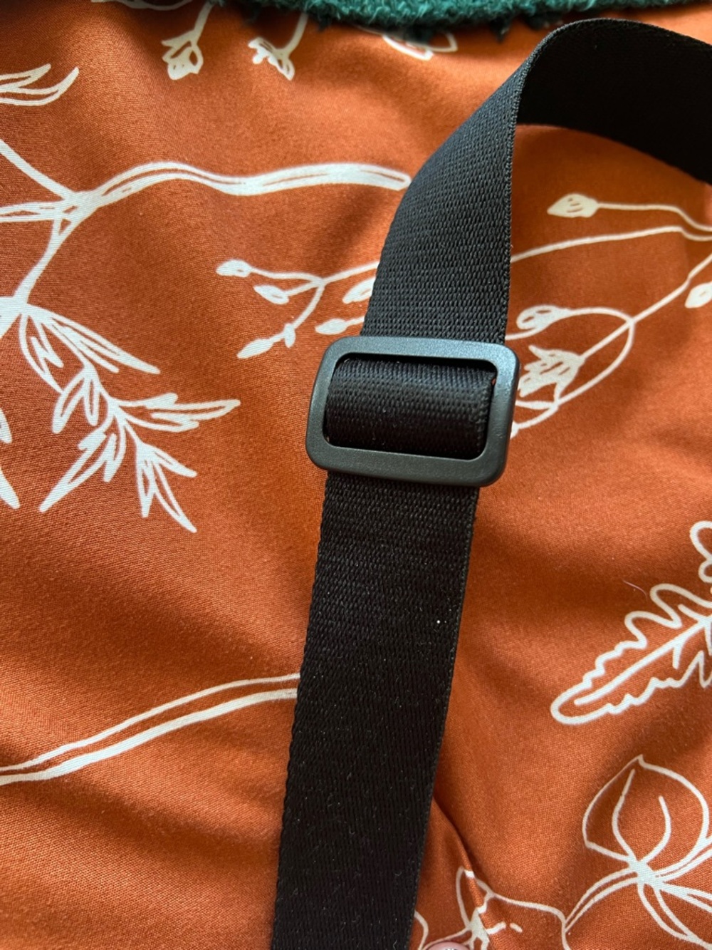 Uniqlo Black crescent bag - Picture 2 of 5
